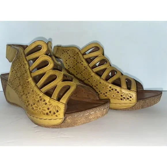 $120 SPRING STEP US Women’s Sz 9 / EU 40 Yellow Leather Inocencia Wedge Sandals - Picture 1 of 9